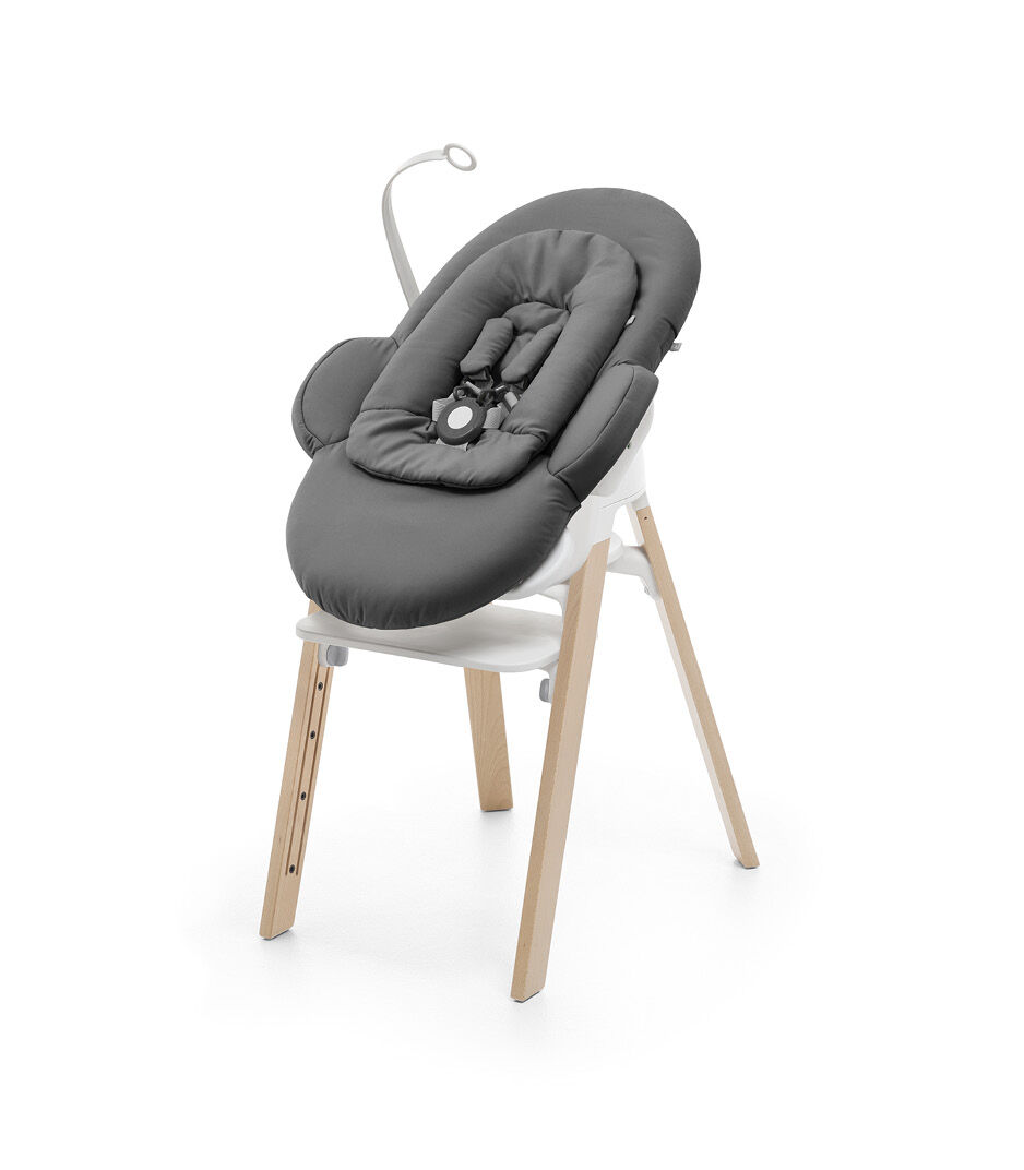 Stokke bouncer newborn sales insert age