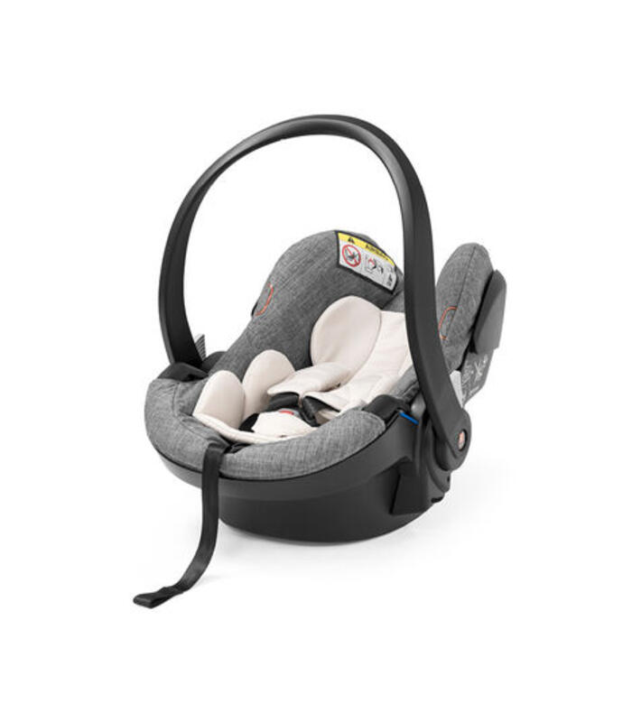 Stokke® iZi Go Modular™ by BeSafe® Black